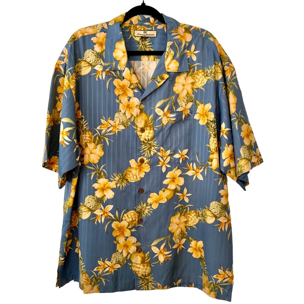 Tommy Bahama 100% Silk Mens Size X-Large Short Sleeve Hawaiian Shirt